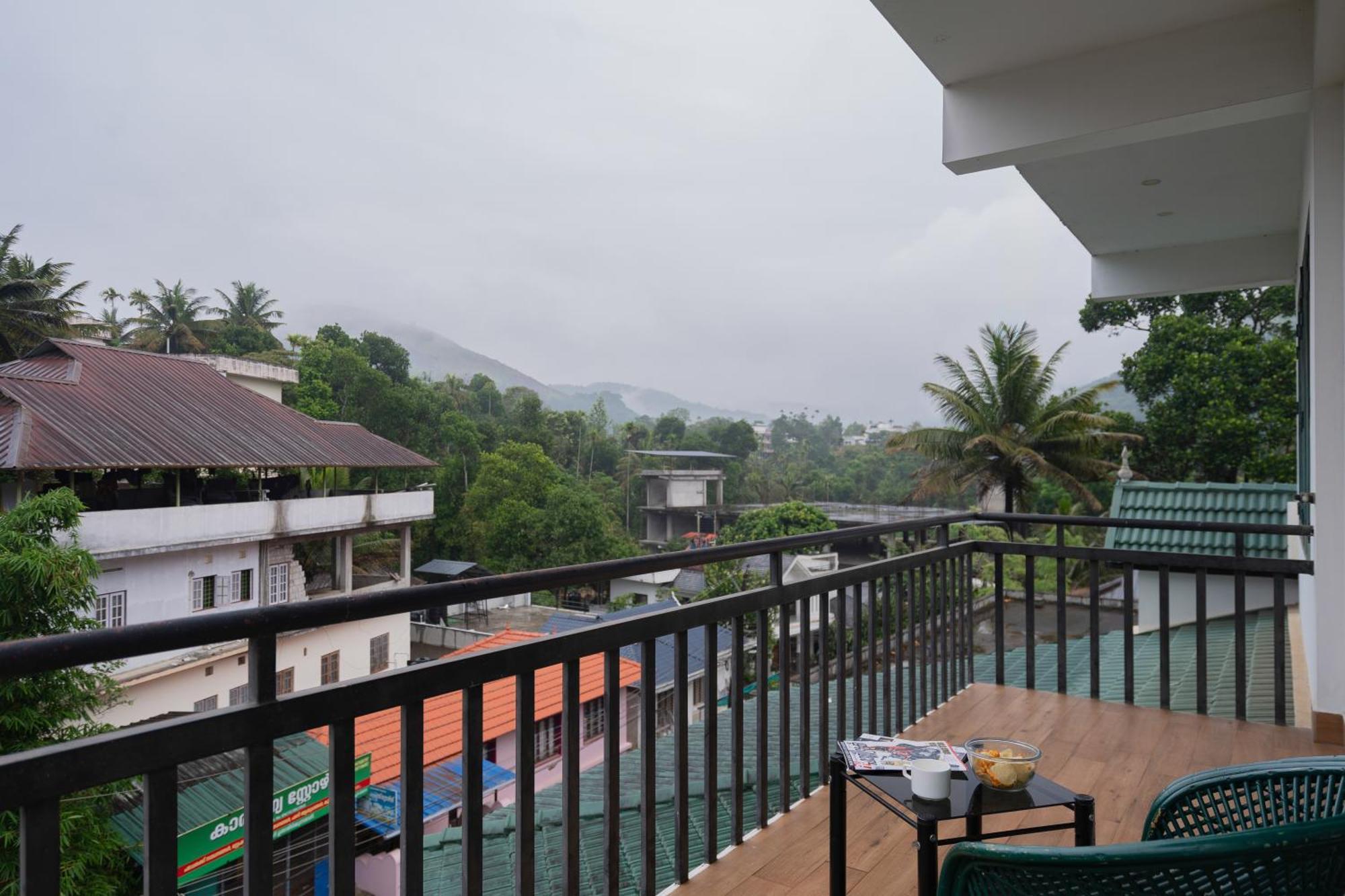 Urban Hills By Clustercloud Apartment Kattappana Exterior photo